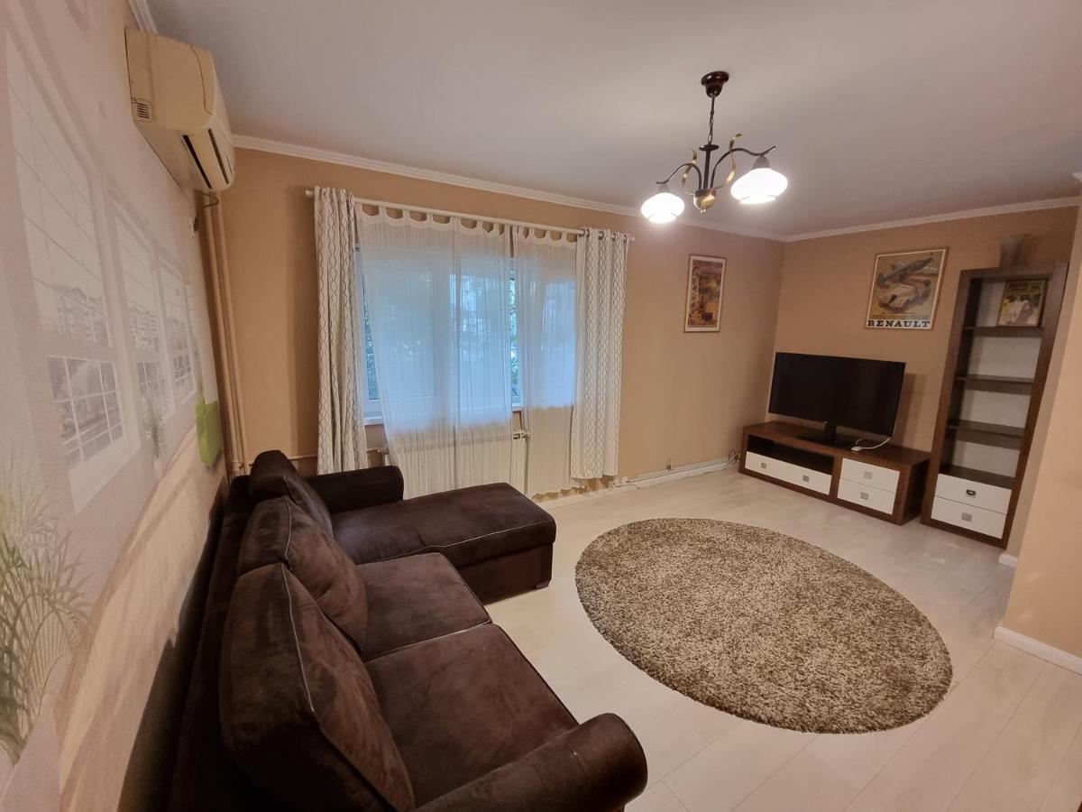 Apartments In The Aviatiei Area On בוקרשט מראה חיצוני תמונה