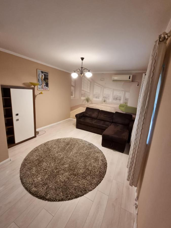 Apartments In The Aviatiei Area On בוקרשט מראה חיצוני תמונה